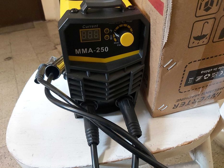 Spawarka inwertorowa 250A nowa