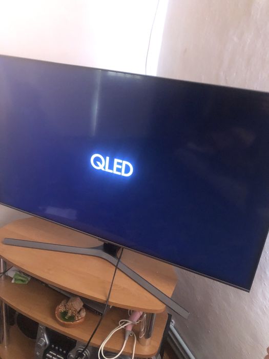 Телевізор Samsung Smart TVModel: GQ50Q64TGU