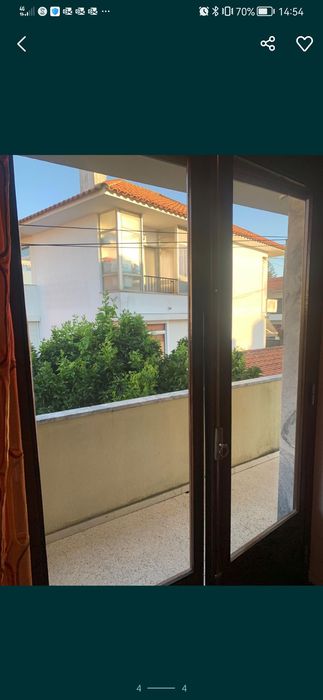 Aluga se quarto na parede para 1 pessoa