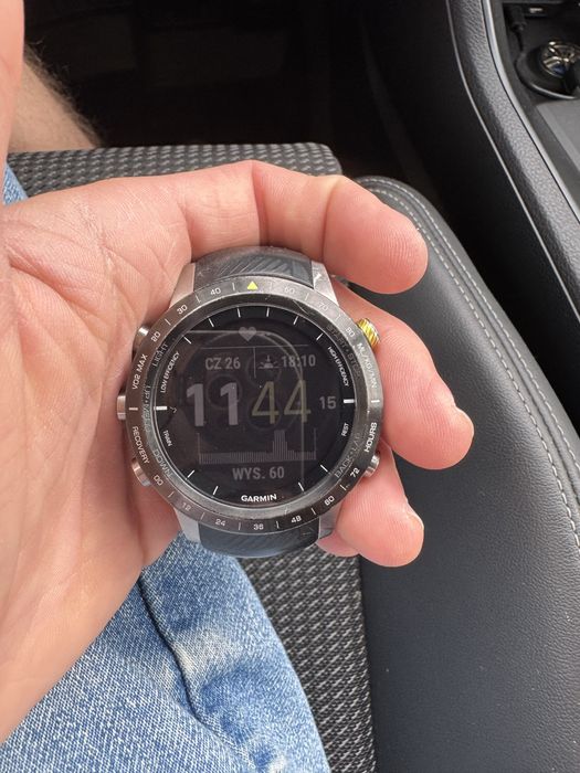 Garmin MARQ ATHLETE stan idealny jedna ryska 43mm