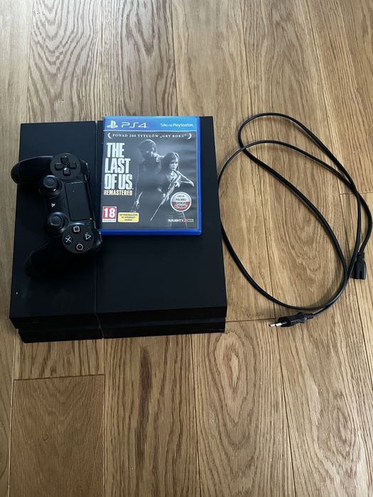 Ps4 1 tb gra the last of us + pad + zasilacz