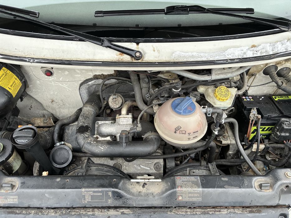 Vw transporter 2,5 tdi !!!