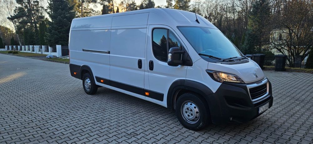 Wynajem wypozyczenie busa