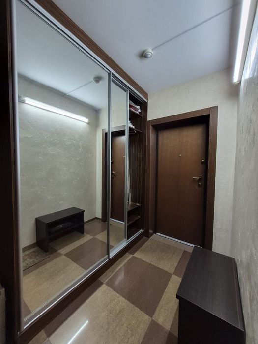 Сдам 3 комн квартиру с паркоместом ЖМ Солнечный