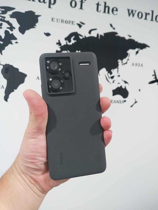 Xiaomi Redmi Note 13 Pro +