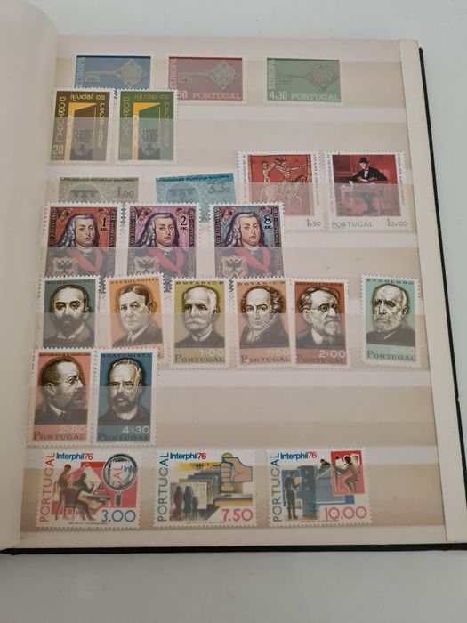 Grande colecção de selos 4 albuns