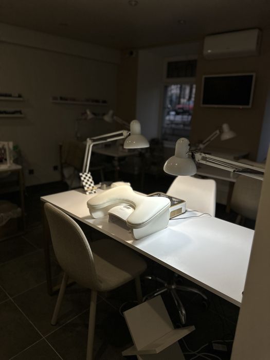 Аренда рабочего места мастера маникюра/педикюра