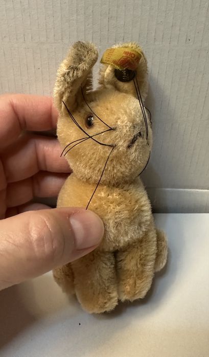 Peluches vintage Steiff, macaco, coelhos e urso