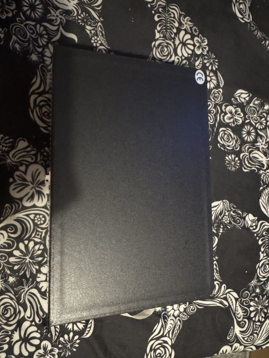 Skórzane etui na zegarki