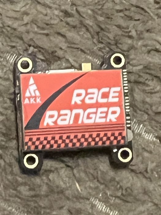 Зарядний пристрій, антени, акуми