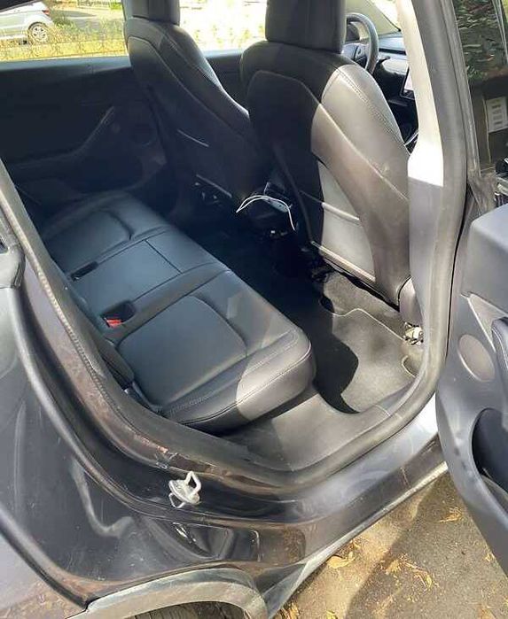 tesla model y 2020