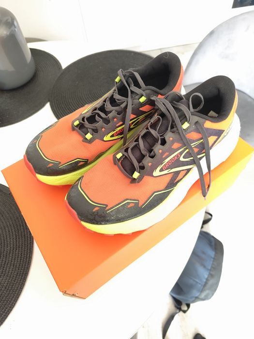 Brooks Caldera 7