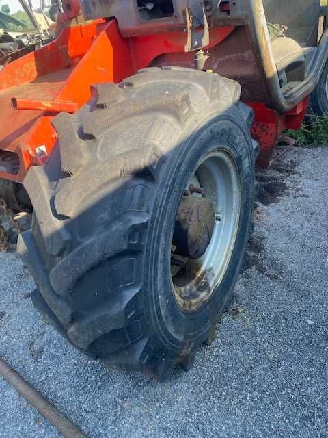 Felgi z oponami Alliance 405/70 R20 4 sztuki