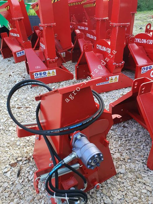 Kosz podajnik hydrauliczny do rębaka cyklon 130 hydraulika DOWÓZ