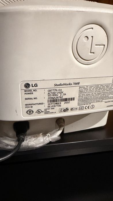Monitor LG Studioworks 700B 17” CRT kineskopowy do retro gier komputera
