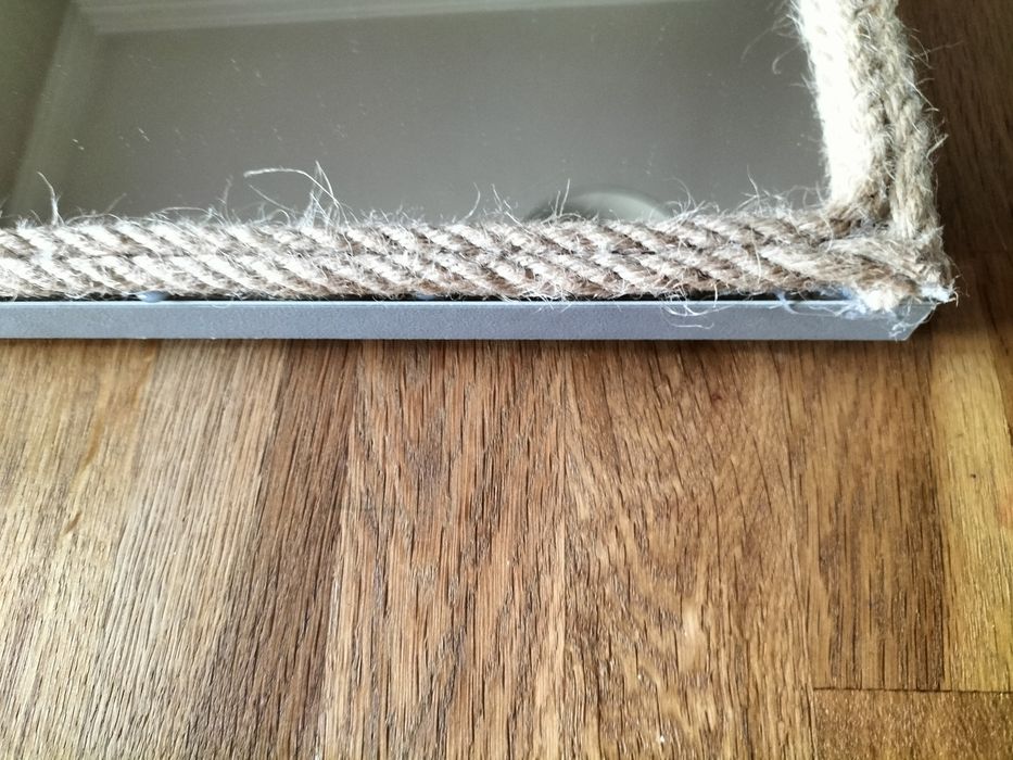 Espelho 80 X 50 em bom estado e sem danos