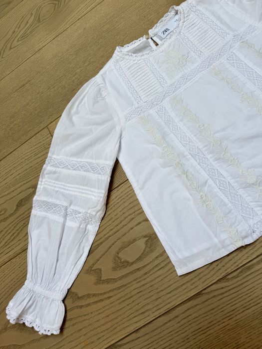 Вишита сорочка Zara