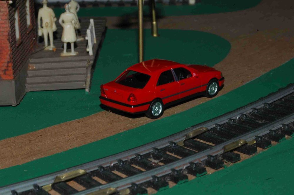 Automóvel Mercedes Benz C 220 (Herpa) HO