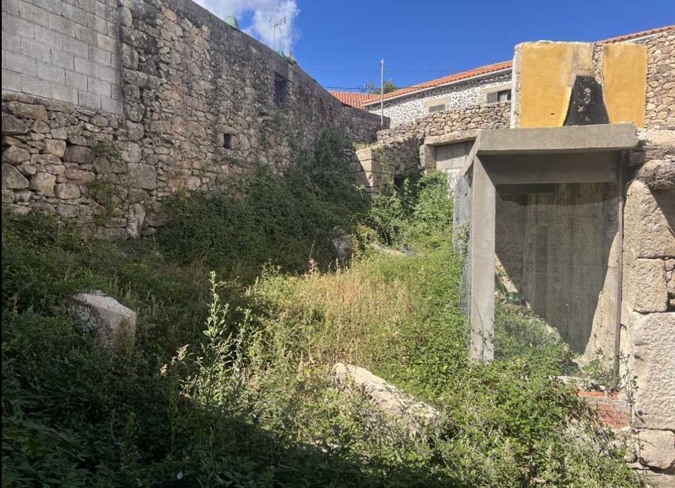 Casa em Ruínas Vilarinho da Castanheira