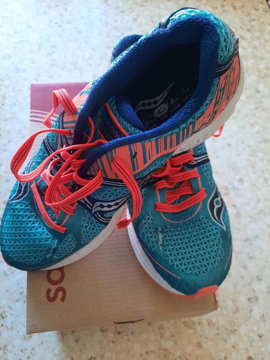 Кросівки Saucony