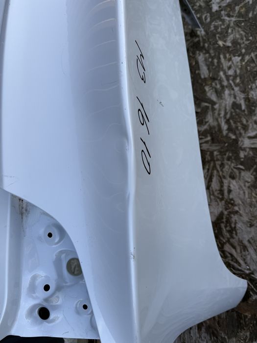 Кришка багажника Tesla model 3 M3 ляда кляпа