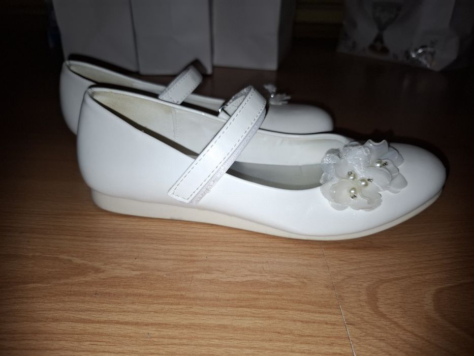 Buty   komunijne