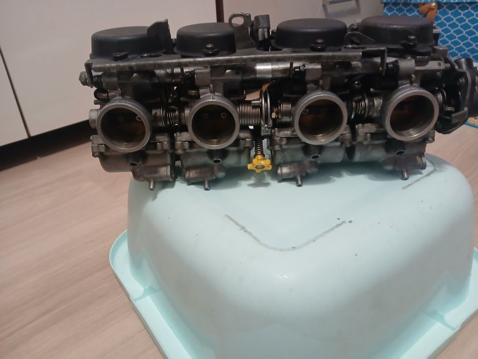 Gaznik Gazniki Honda Hornet 600