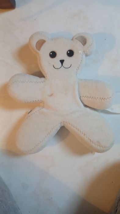 Peluche simples urso Unicef.