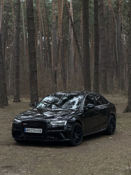 Продам Audi A4 B8