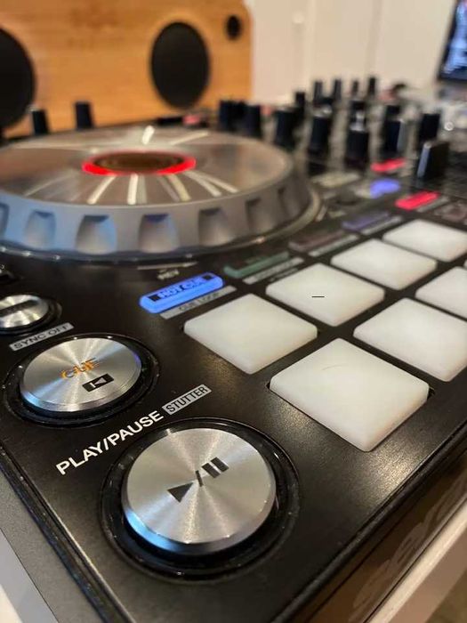 Kontroler DJ Pionerr DDJ-SR2