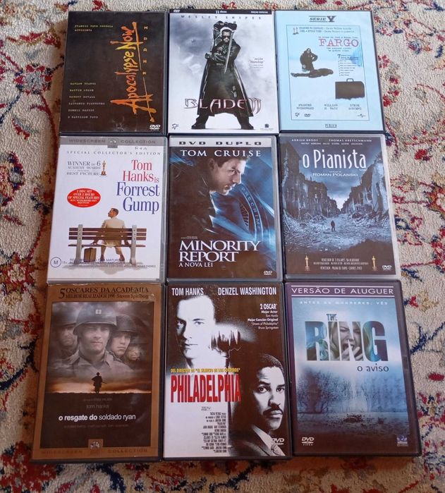 --» Lote de 61 DVDs «--