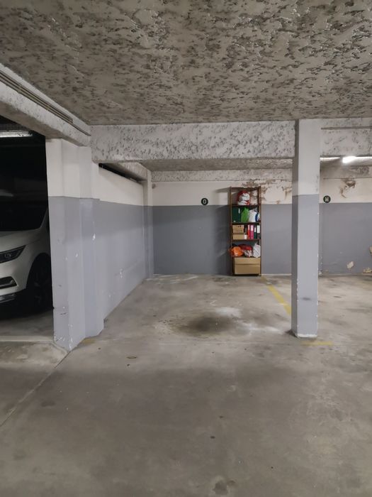 lugar de garagem no Amial ao Luso Francês
