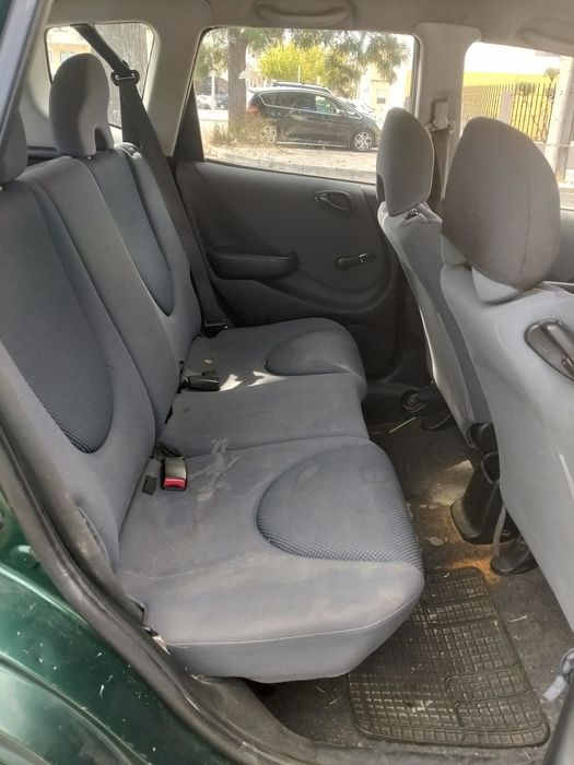 Vendo Honda jazz ano 2002 em muito bom estado 1300€
