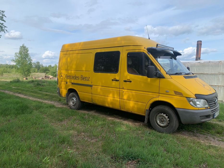 Мерседес спрінтер