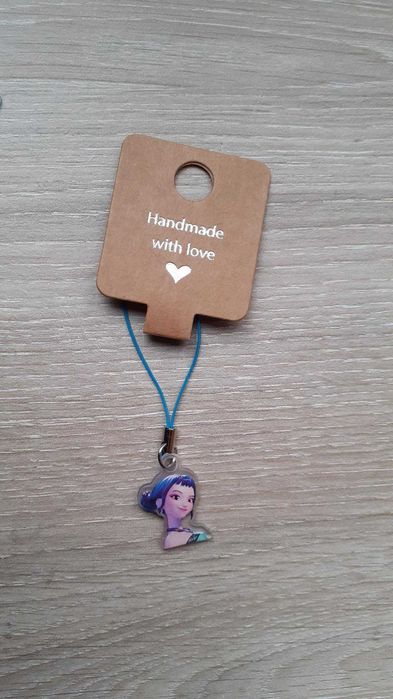 Phone charms K-pop demon hunters huntrix saja boys