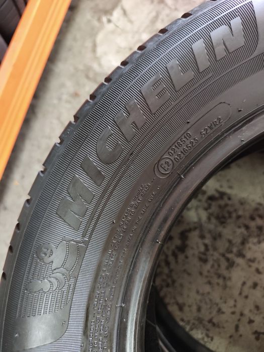 Pneus 195/65r15 Michelin Primacy 4 com 85% piso