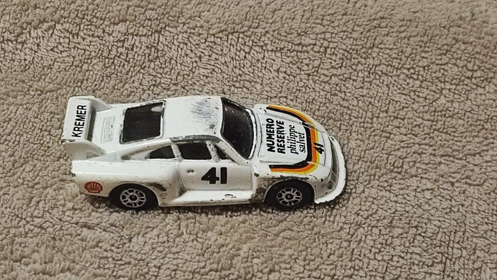Модель Corgi  Porsche 935 Kremer
