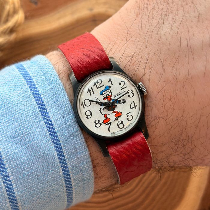 Lata 80, Pobeda. Donald Duck. Stan nowy! Zabytkowy zegarek mechaniczny