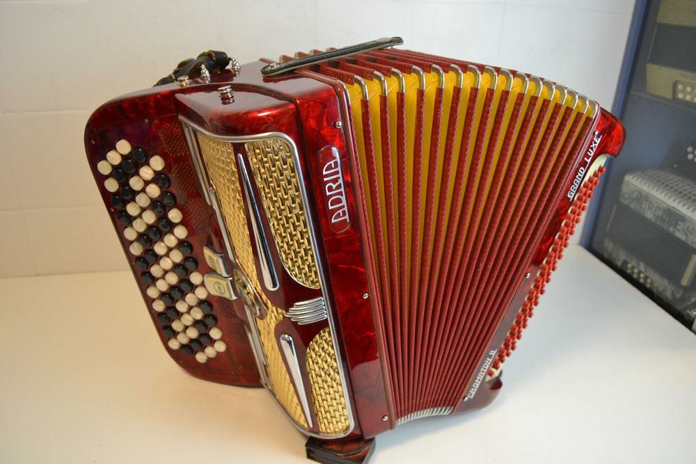Acordeao Adria Cromton Grand Lux 2 Voz,N . 362