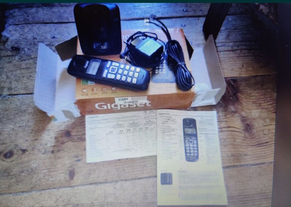 Wireless landline phone64286573544067120