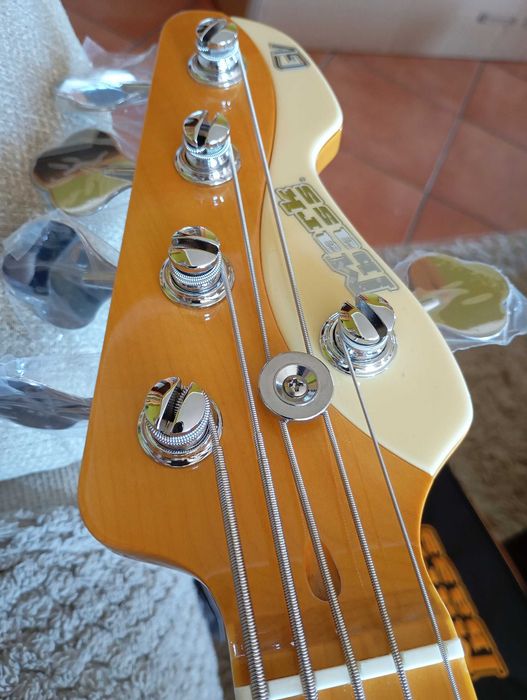 Markbass Gloxy 5 strings como novo