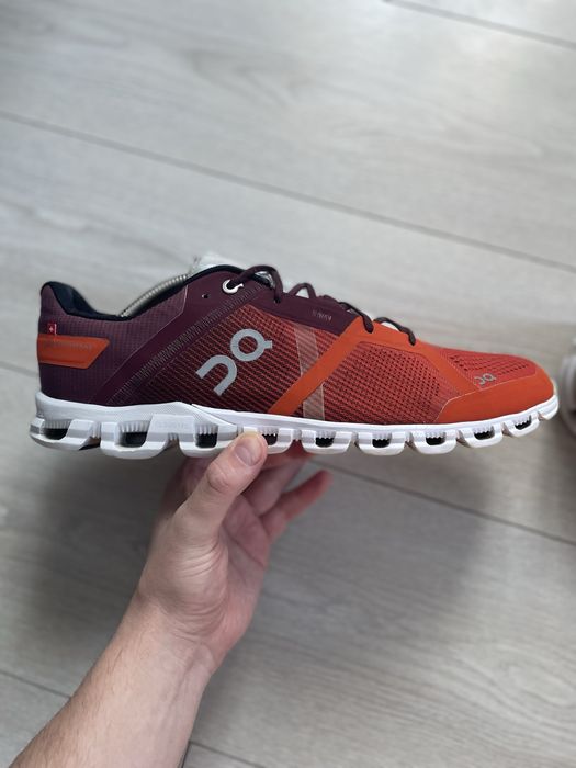 Оригінальні чоловічі кросівки On Running Cloudflow 44р 28,5 см