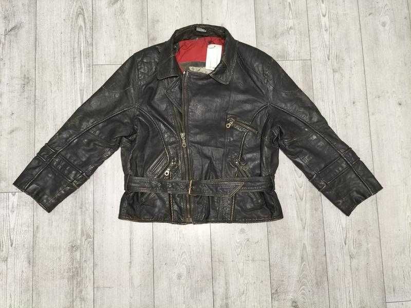 Шкіряна косуха kardashian x boohoo