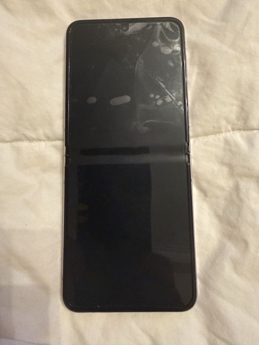 Samsung Galaxy Flip 5