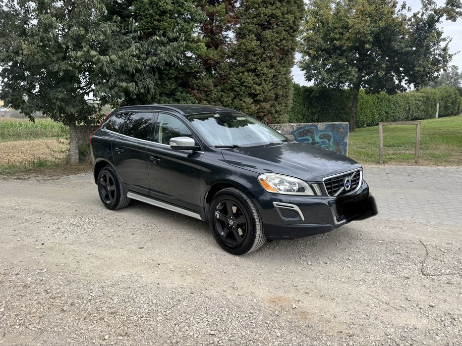 VOLVO XC60 D5 R-DESIGN 2.4 Diesel — 175 CV | 2010