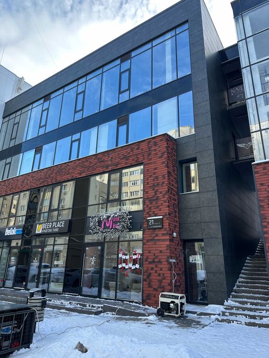 Оренда приміщення 135 м2 без ремонту Оболонь метро Мінська open space, Smart Hub Obolon