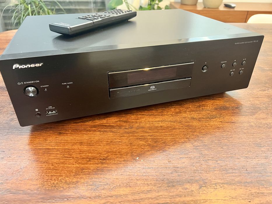 Leitor Pioneer PD-10 SACD / CD e DSD– estado impecável + comando
