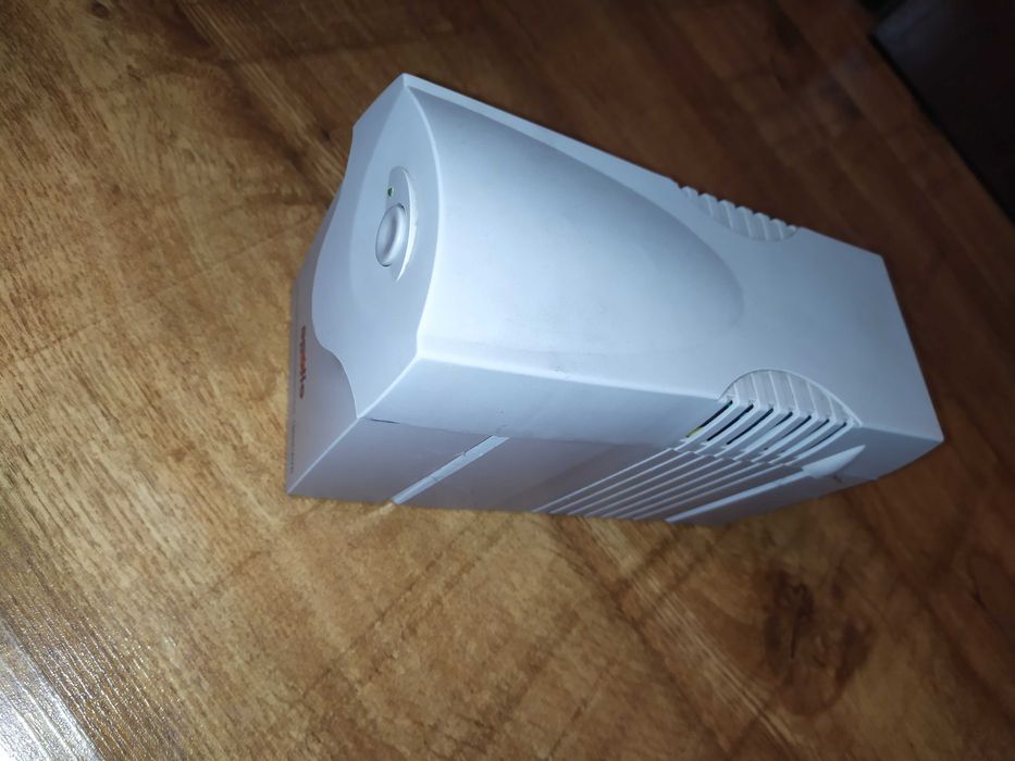 Джерело безперебійного живлення APOLLO 1060E /AVR