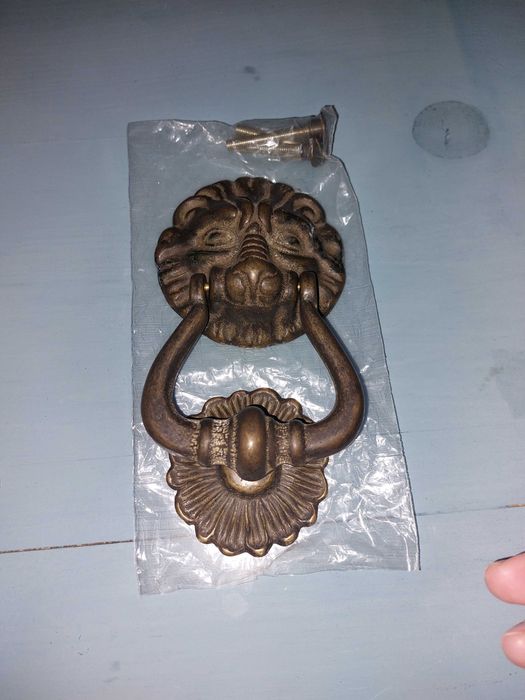 Vendo Puxador e Batente de porta entrada