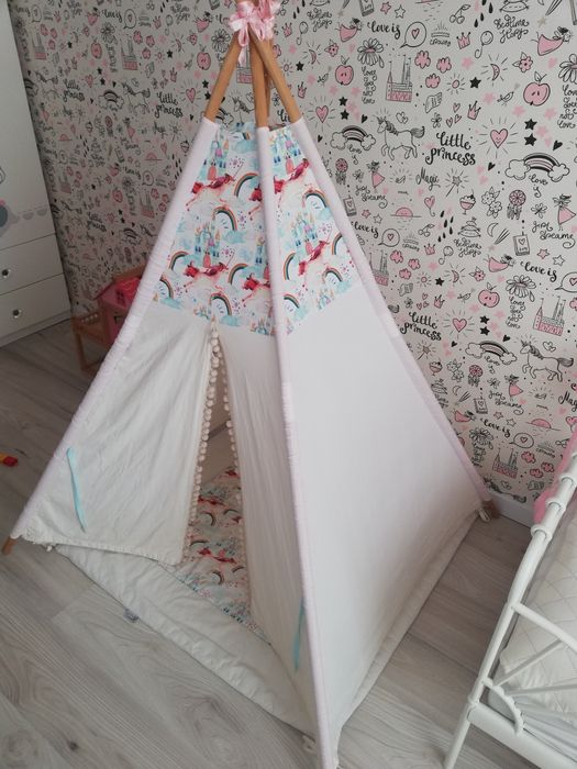 Namiot tipi dla dziewczynki